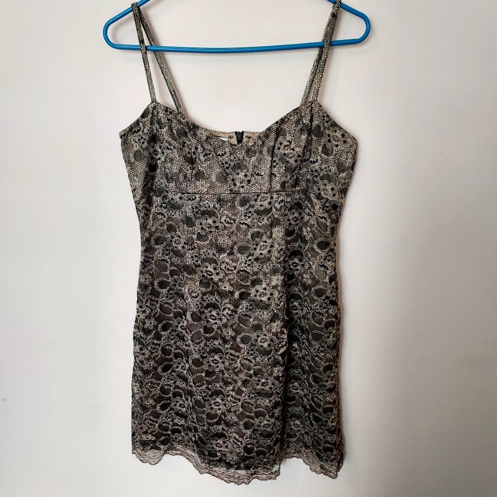 Bebe Gold & Black Lace double lined mini Metallic Evening Party Club dress